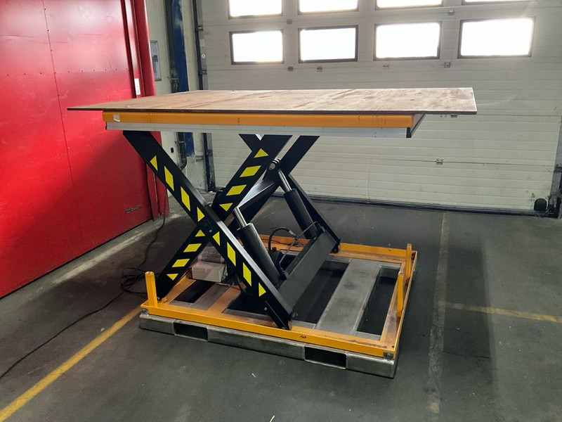 Onbekend - Construction machinery: picture 1 Onbekend - Construction machinery: picture 1