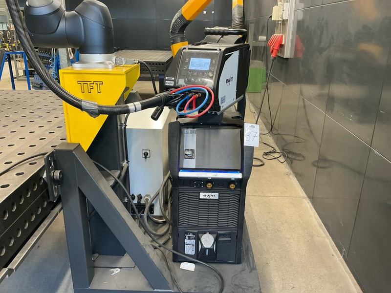 EWM Titan XQ 400 Puls D W R1 5m - Welding equipment: picture 4 EWM Titan XQ 400 Puls D W R1 5m - Welding equipment: picture 4