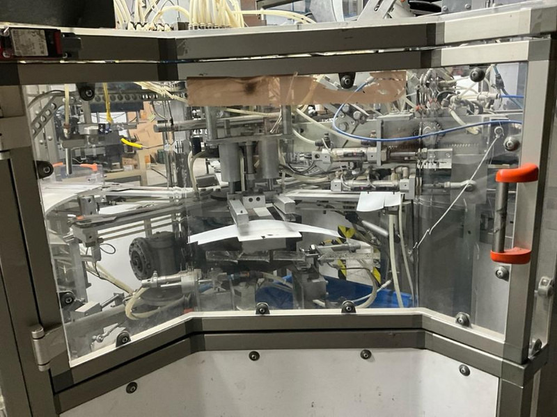 Tinarelli C600 - Packaging machinery: picture 3 Tinarelli C600 - Packaging machinery: picture 3