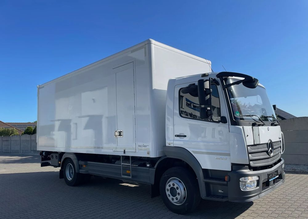 Mercedes-Benz ATEGO 1324, 15 EUROPALET, ŁADOWNOŚĆ 7,5 T - Box truck: picture 5 Mercedes-Benz ATEGO 1324, 15 EUROPALET, ŁADOWNOŚĆ 7,5 T - Box truck: picture 5