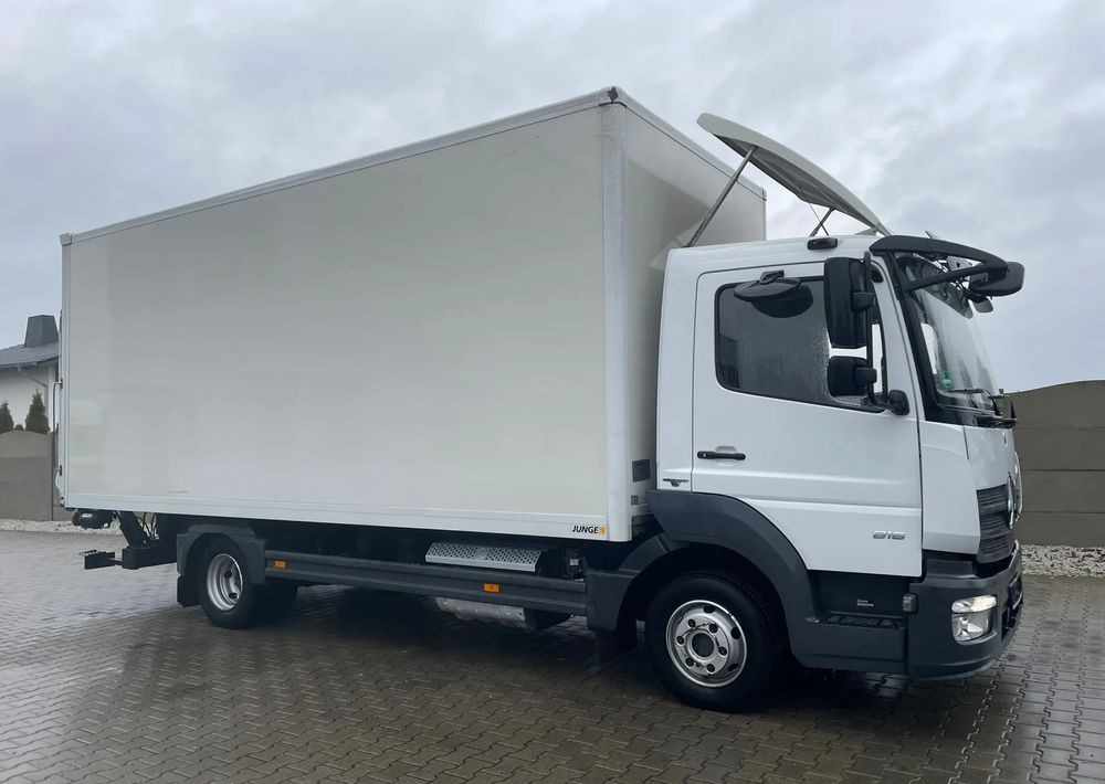 Mercedes-Benz ATEGO 816,ładowność 3 tony! - Box truck: picture 4 Mercedes-Benz ATEGO 816,ładowność 3 tony! - Box truck: picture 4