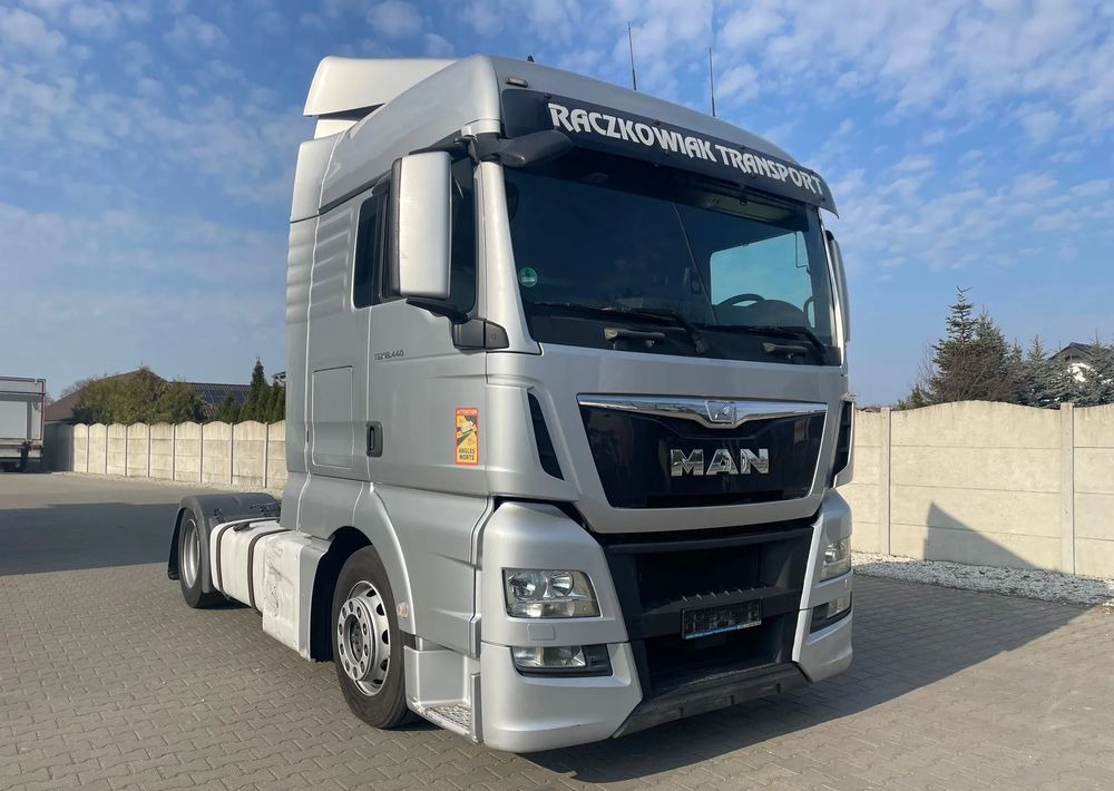 MAN TGX 18.440 LowDeck, Mega - Tractor unit: picture 1 MAN TGX 18.440 LowDeck, Mega - Tractor unit: picture 1