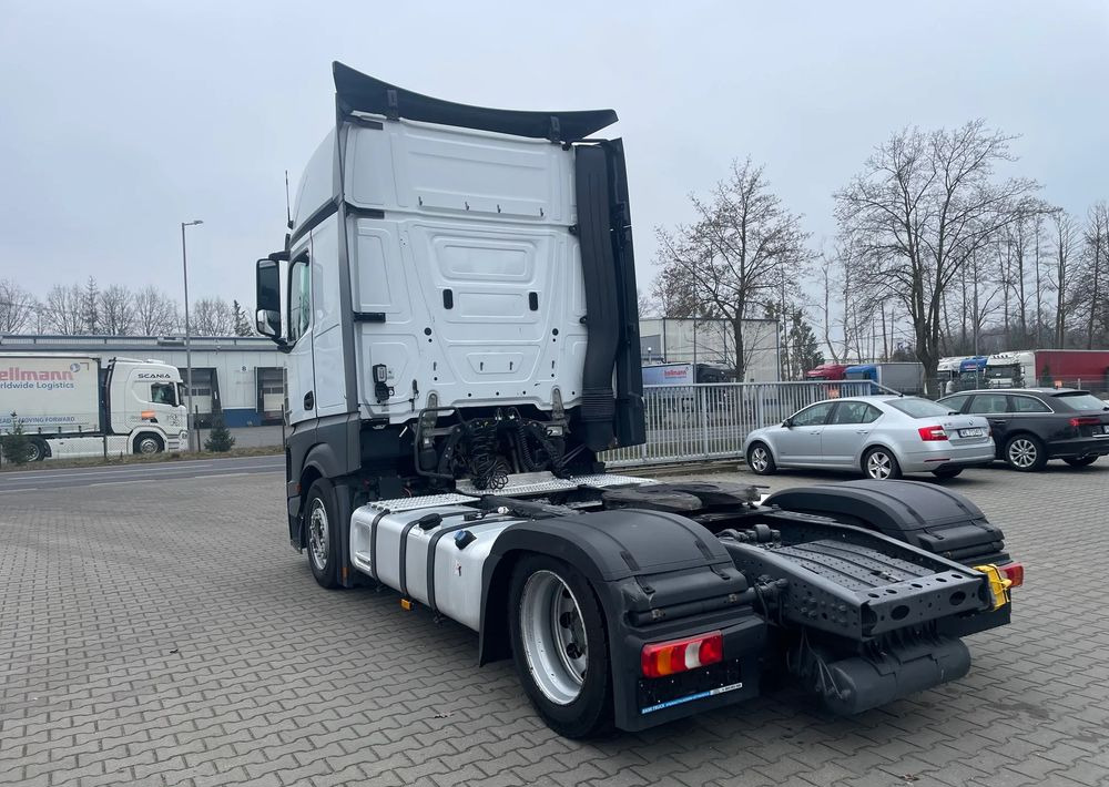 Mercedes-Benz ACTROS 1845, Mega, Gigaspace, Salonka! - Tractor unit: picture 5 Mercedes-Benz ACTROS 1845, Mega, Gigaspace, Salonka! - Tractor unit: picture 5