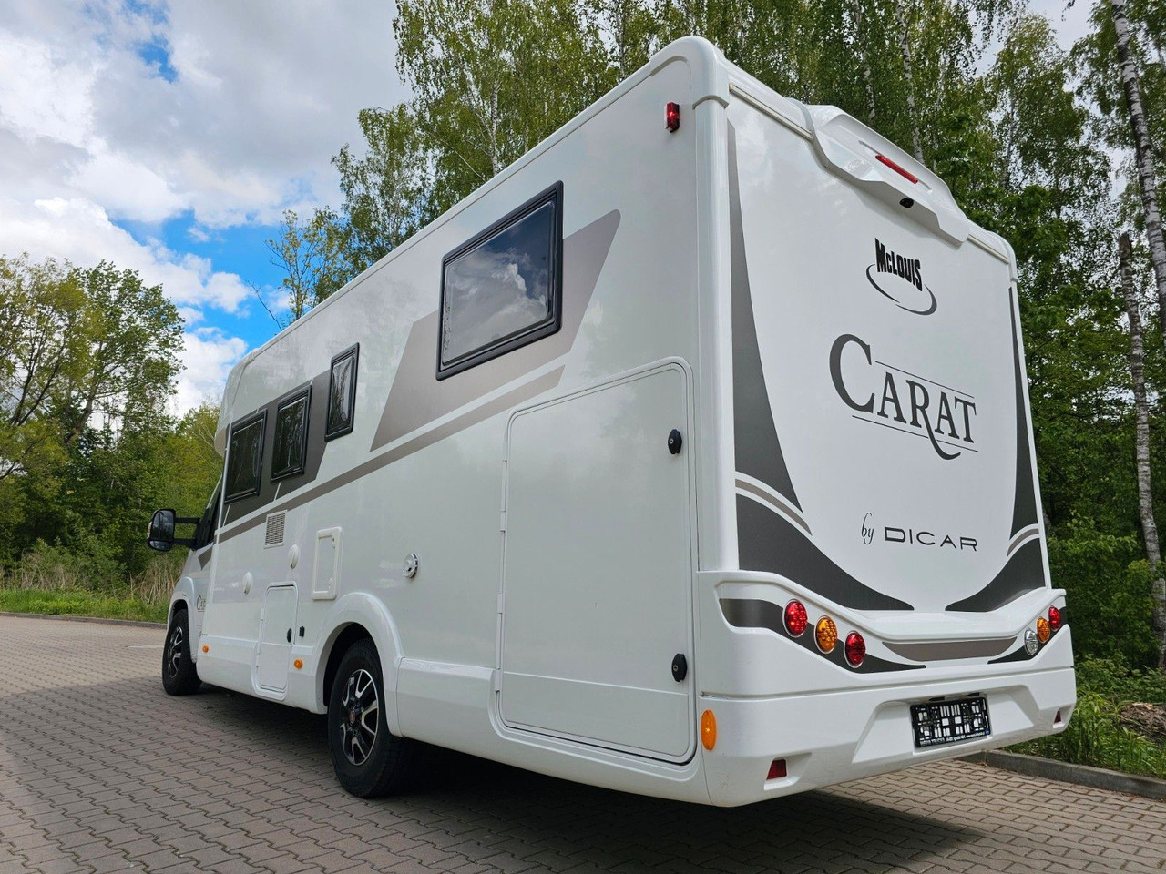 McLouis CARAT 470 4xBett Winter Volausstattung Leder - Semi-integrated motorhome: picture 3 McLouis CARAT 470 4xBett Winter Volausstattung Leder - Semi-integrated motorhome: picture 3