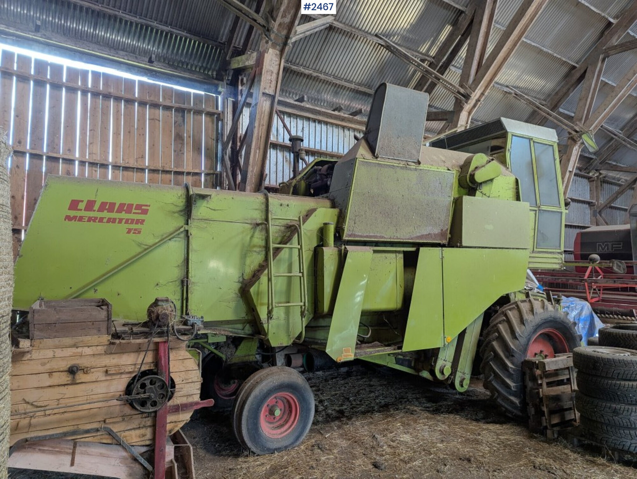 Combine Harvester - Claas Mercator 75 - Combine harvester: picture 1 Combine Harvester - Claas Mercator 75 - Combine harvester: picture 1