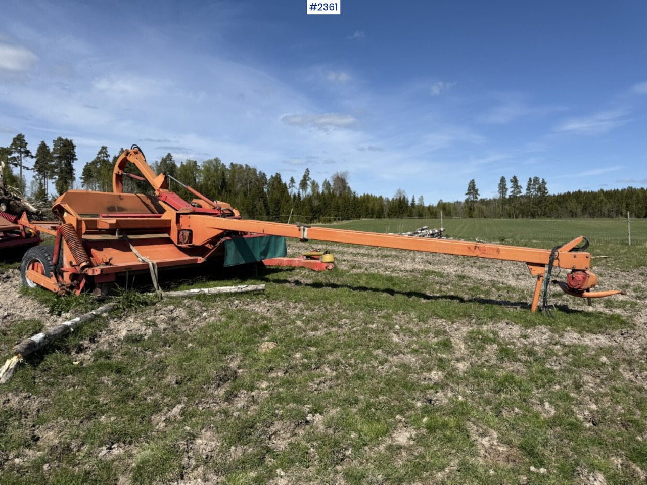 Crusher Kverneland Taarup 4040C with rake - Hay and forage equipment: picture 1 Crusher Kverneland Taarup 4040C with rake - Hay and forage equipment: picture 1