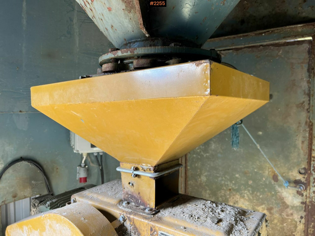 Grain crushing, Spannmålskross, Skiold KB-150B - Post-harvest equipment: picture 5 Grain crushing, Spannmålskross, Skiold KB-150B - Post-harvest equipment: picture 5