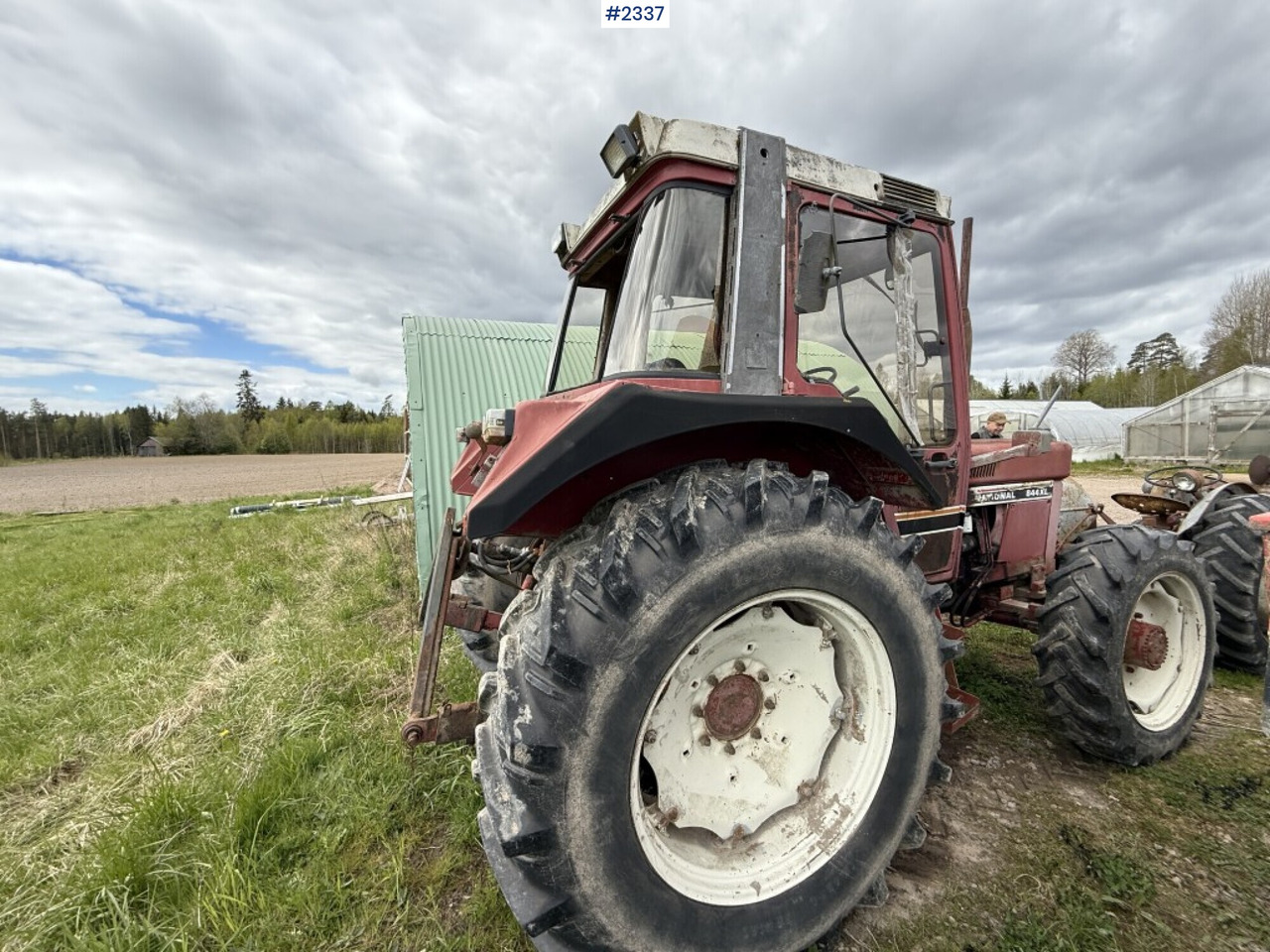 Tractor, International 844 AXL, Repair object - Farm tractor: picture 2 Tractor, International 844 AXL, Repair object - Farm tractor: picture 2