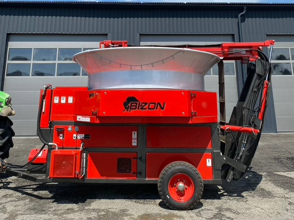 Bizon B-1030 Picadoras de paja Trituradora de paja - Straw shredder: picture 5 Bizon B-1030 Picadoras de paja Trituradora de paja - Straw shredder: picture 5