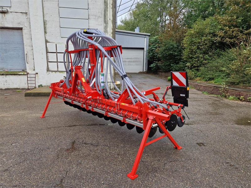 Kverneland CB 3500 3 punt - Combine seed drill: picture 1 Kverneland CB 3500 3 punt - Combine seed drill: picture 1
