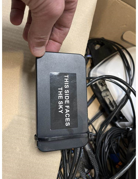 Trimble GFX 1060 GPS SET ACTIEPRIJS - Navigation system for Agricultural machinery: picture 3 Trimble GFX 1060 GPS SET ACTIEPRIJS - Navigation system for Agricultural machinery: picture 3