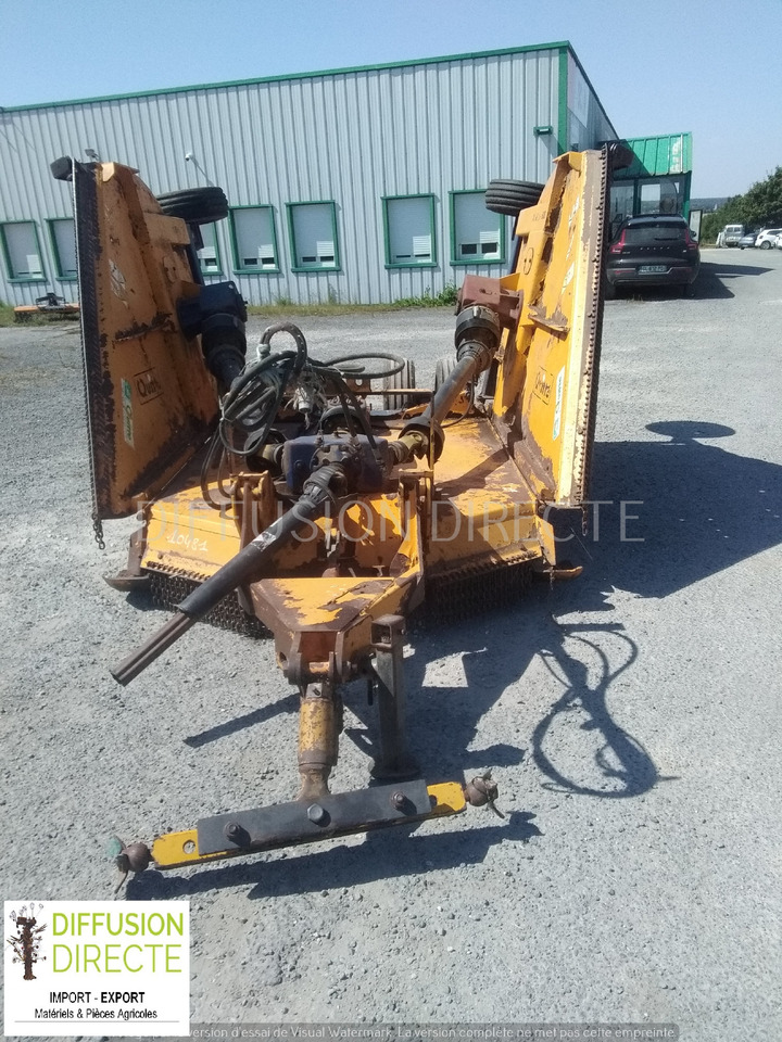 BOMFORD BROYEUR A AXE HORIZONTAL TRI WING 4600 - Garden equipment: picture 1 BOMFORD BROYEUR A AXE HORIZONTAL TRI WING 4600 - Garden equipment: picture 1