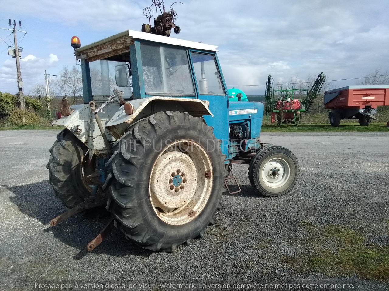 FORD TRACTEUR AGRICOLE 5000 - Farm tractor: picture 2 FORD TRACTEUR AGRICOLE 5000 - Farm tractor: picture 2