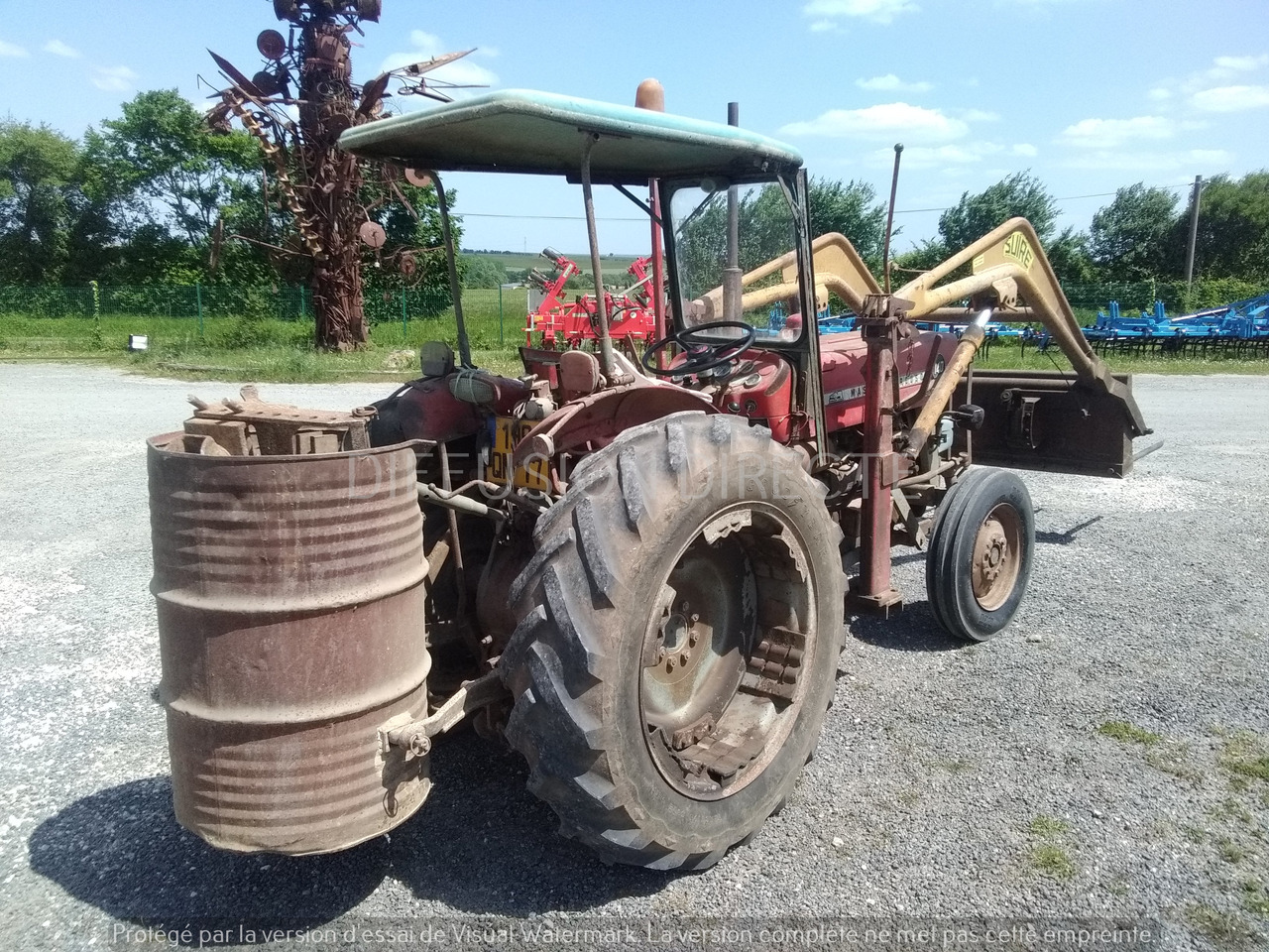 MASSEY FERGUSON TRACTEUR AGRICOLE 140 SUPER - Farm tractor: picture 2 MASSEY FERGUSON TRACTEUR AGRICOLE 140 SUPER - Farm tractor: picture 2