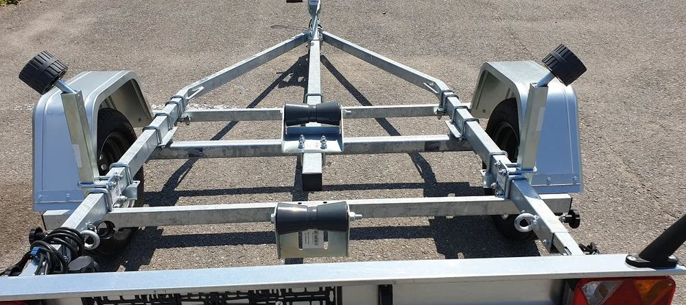 TEMARED B05/055/18 - Boat trailer: picture 4 TEMARED B05/055/18 - Boat trailer: picture 4
