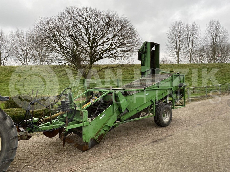 Diversen basrijs Rooimachine - Attachment for Agricultural machinery: picture 1 Diversen basrijs Rooimachine - Attachment for Agricultural machinery: picture 1