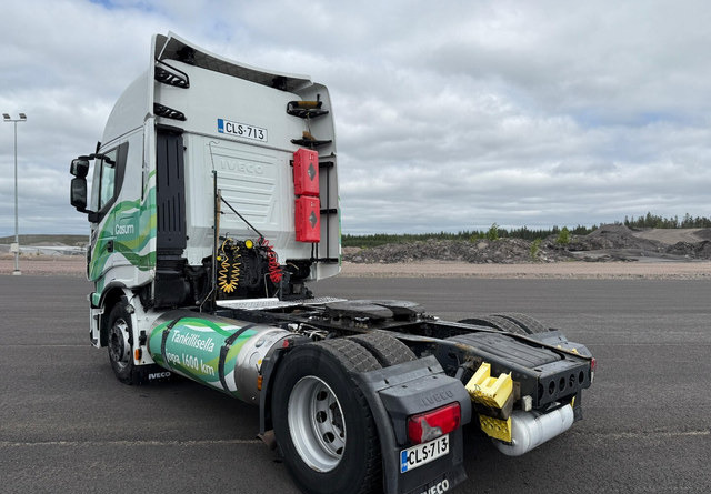 Iveco Stralis 440 4x2 LNG / LBG - Tractor unit: picture 3 Iveco Stralis 440 4x2 LNG / LBG - Tractor unit: picture 3