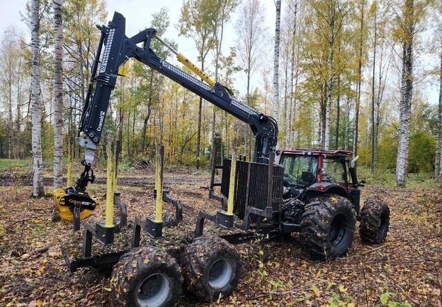 ValtraN123 + Kronos 140 4WDM + Cranab FC8 - Forestry tractor, Forestry trailer: picture 4 ValtraN123 + Kronos 140 4WDM + Cranab FC8 - Forestry tractor, Forestry trailer: picture 4