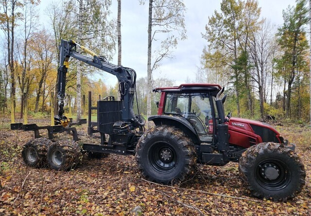 ValtraN123 + Kronos 140 4WDM + Cranab FC8 - Forestry tractor, Forestry trailer: picture 5 ValtraN123 + Kronos 140 4WDM + Cranab FC8 - Forestry tractor, Forestry trailer: picture 5