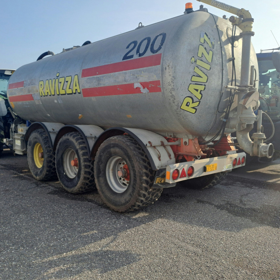 CARROBOTTE LIQUAME RAVIZZA MODELLO 200 RA200CA - Slurry tanker: picture 4 CARROBOTTE LIQUAME RAVIZZA MODELLO 200 RA200CA - Slurry tanker: picture 4