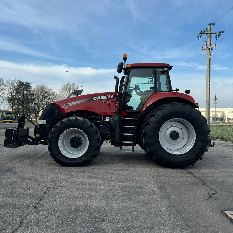 CASE MAGNUM 370 - Farm tractor: picture 2 CASE MAGNUM 370 - Farm tractor: picture 2