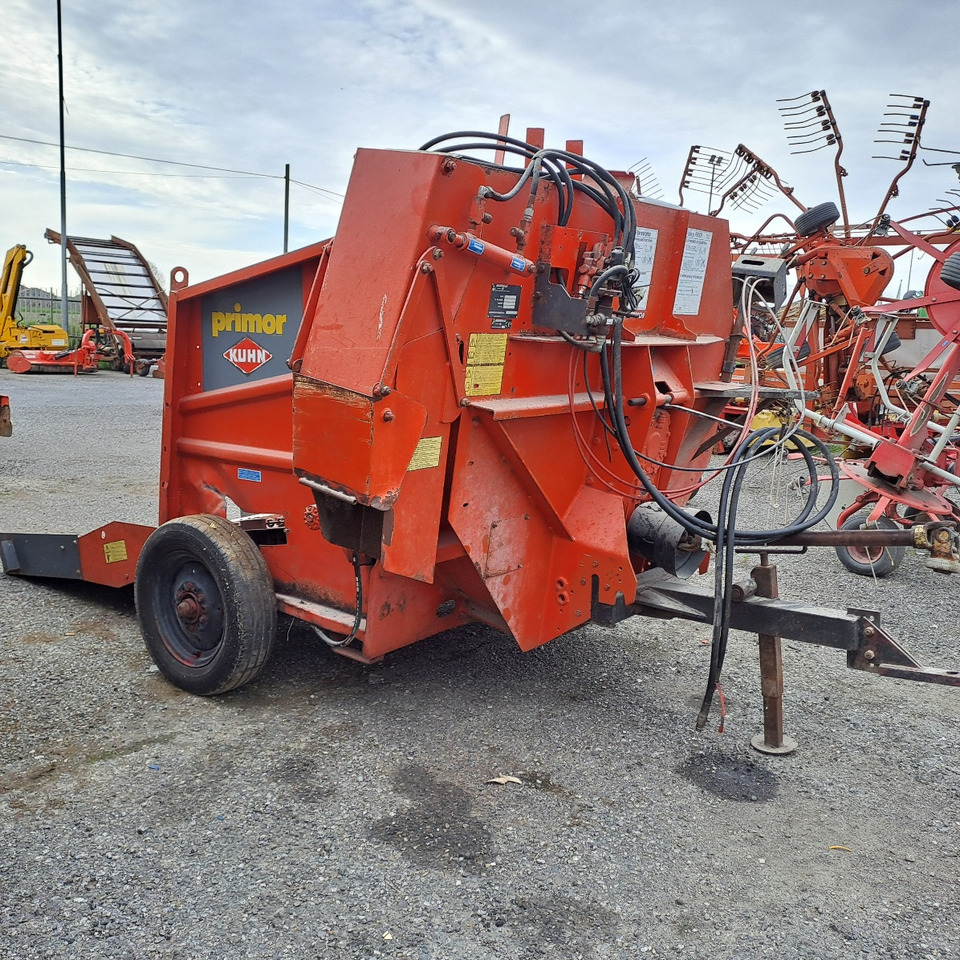 IMPAGLIATRICE KUHN PRIMOR PP - Straw shredder: picture 2 IMPAGLIATRICE KUHN PRIMOR PP - Straw shredder: picture 2