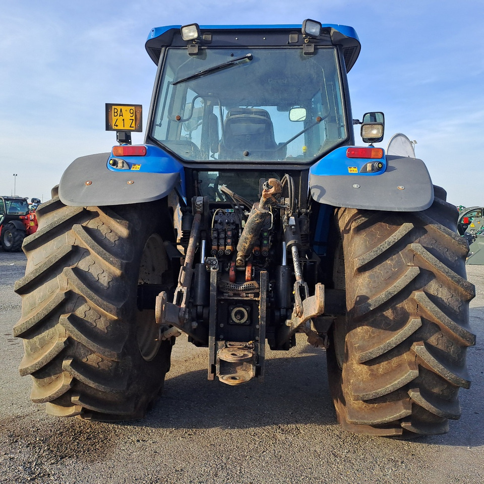 NEW HOLLAND TM 190 - Farm tractor: picture 1 NEW HOLLAND TM 190 - Farm tractor: picture 1