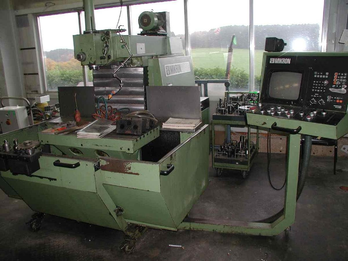 CNC-Fräsmaschine MIKRON - Milling machine: picture 3 CNC-Fräsmaschine MIKRON - Milling machine: picture 3