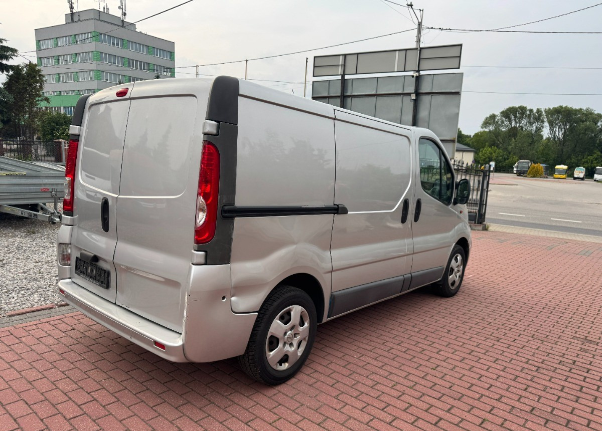 Opel Vivaro L1H1 Blaszak 3 osobowy Klimatyzacja - Panel van: picture 2 Opel Vivaro L1H1 Blaszak 3 osobowy Klimatyzacja - Panel van: picture 2