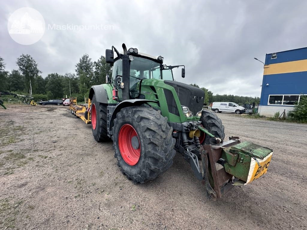 Fendt 824 Vario - Farm tractor: picture 5 Fendt 824 Vario - Farm tractor: picture 5