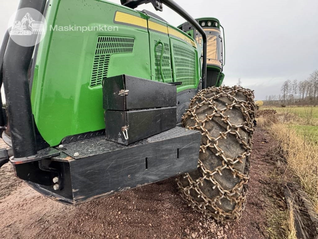 Forestry harvester John Deere 1470 G: picture 27