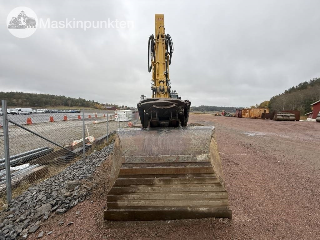 Komatsu PC 210 LC-11EO  - Crawler excavator: picture 2 Komatsu PC 210 LC-11EO  - Crawler excavator: picture 2