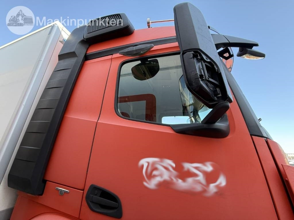 Leasing of Mercedes-Benz Actros 2551  Mercedes-Benz Actros 2551: picture 40