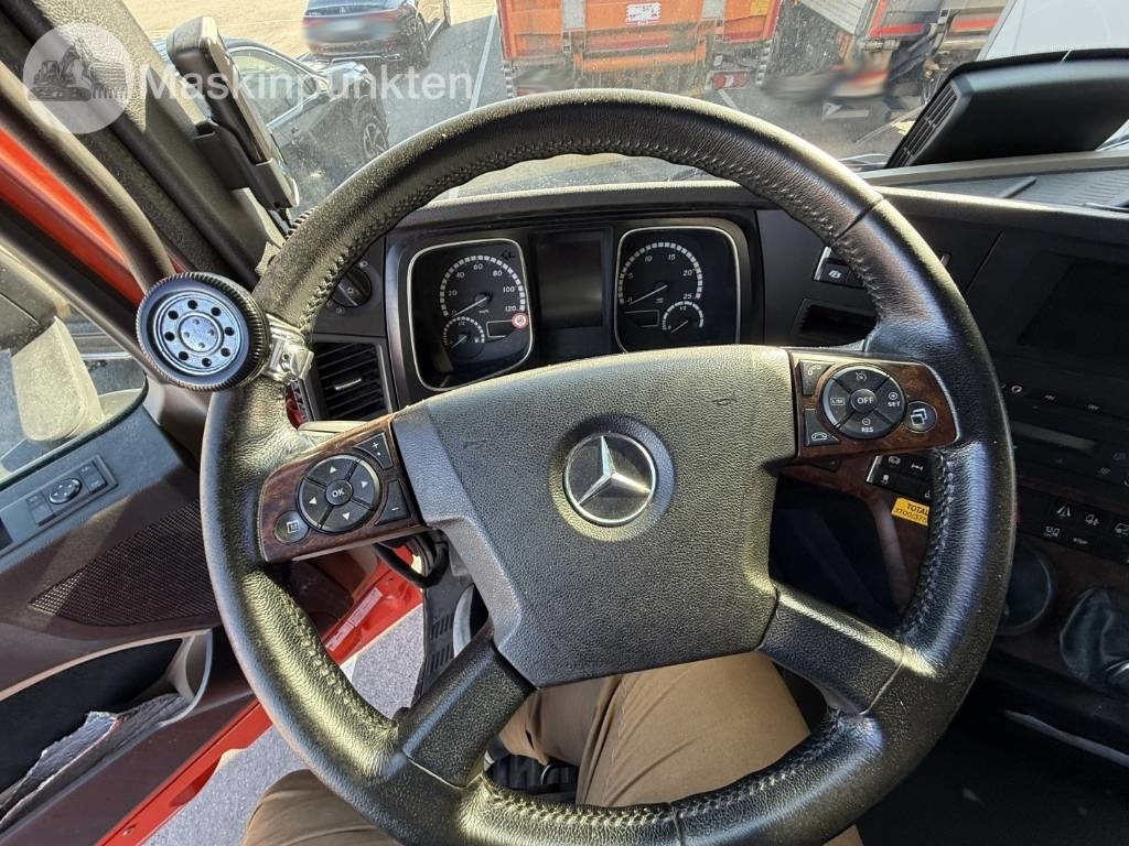 Leasing of Mercedes-Benz Actros 2551  Mercedes-Benz Actros 2551: picture 17