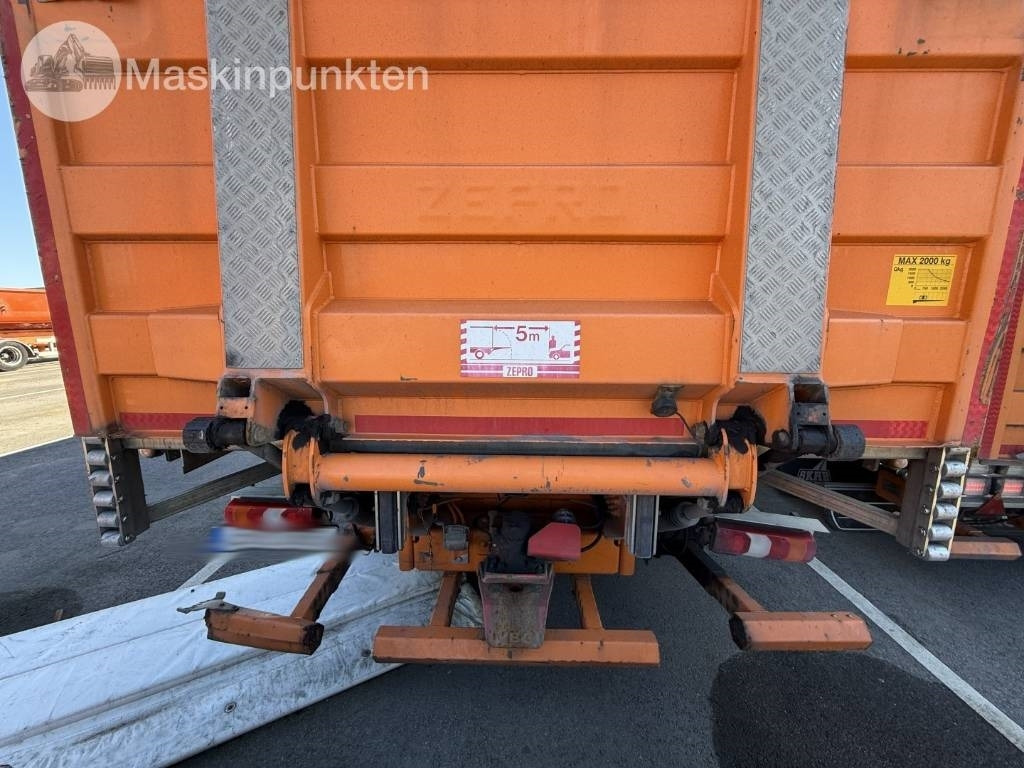 Leasing of Mercedes-Benz Actros 2551  Mercedes-Benz Actros 2551: picture 49