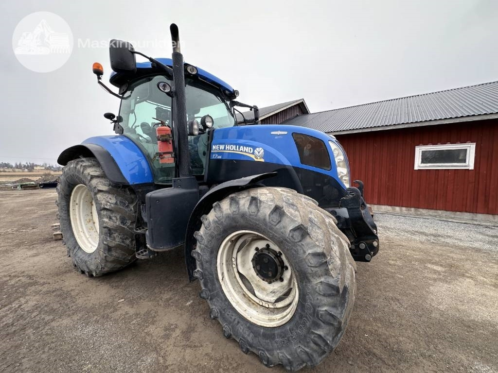 New Holland T 7.185 - Farm tractor: picture 5 New Holland T 7.185 - Farm tractor: picture 5