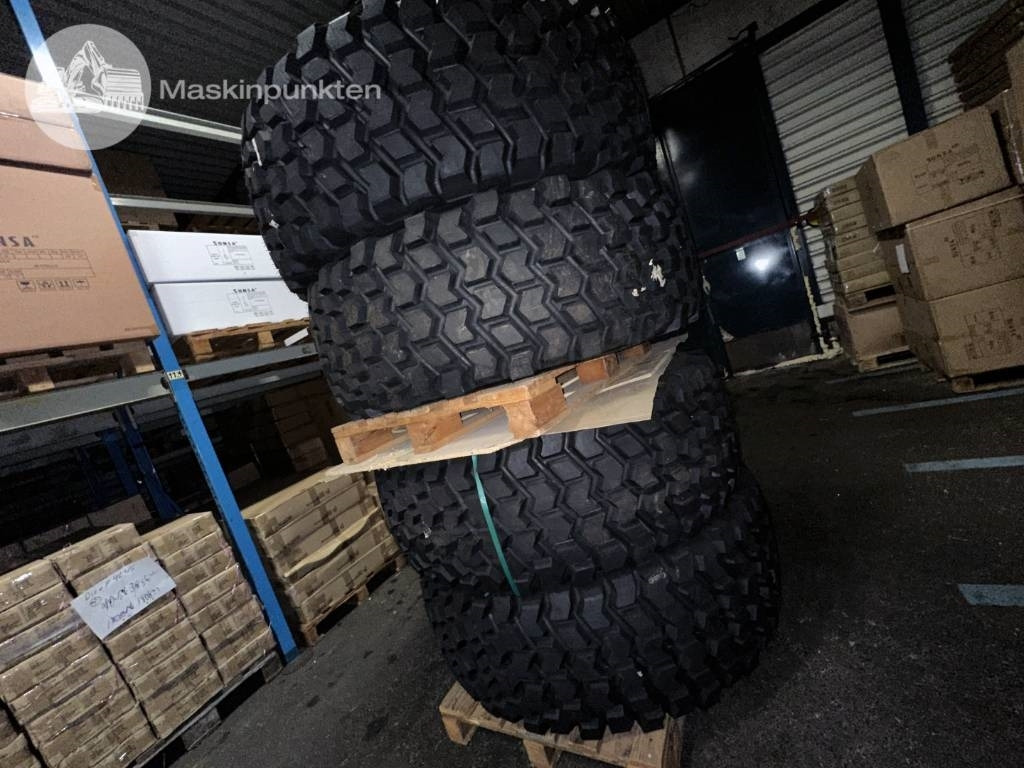 Nokian Load grip L-3 - Tire for Construction machinery: picture 4 Nokian Load grip L-3 - Tire for Construction machinery: picture 4