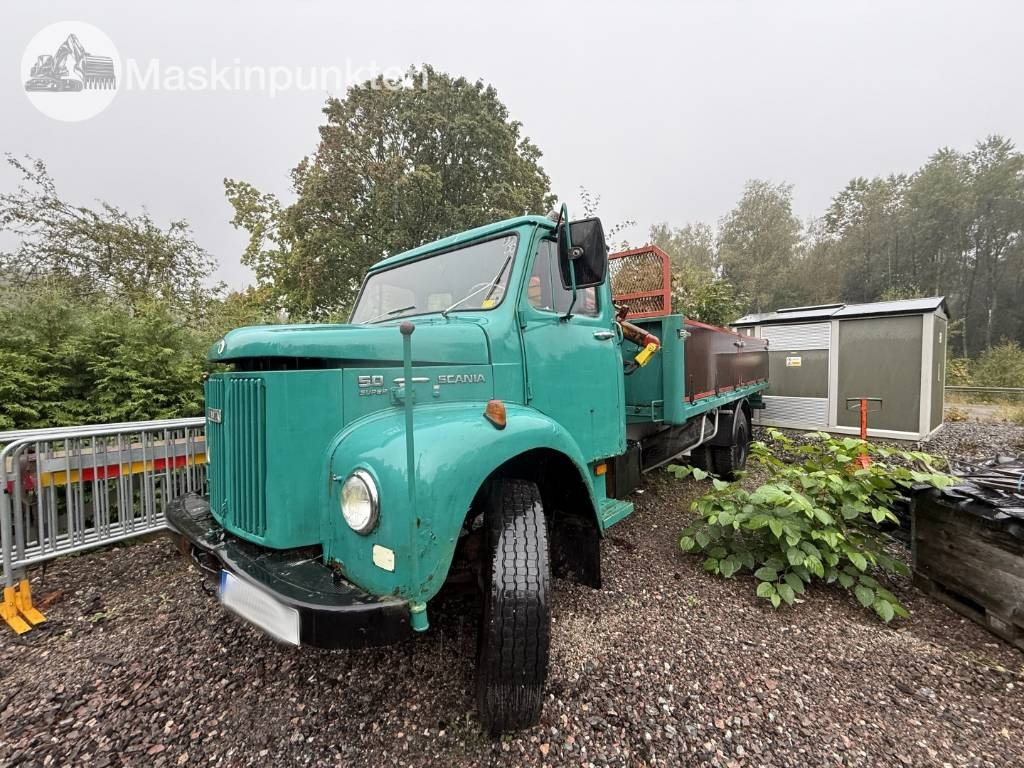 Scania L 50 - Crane truck: picture 1 Scania L 50 - Crane truck: picture 1