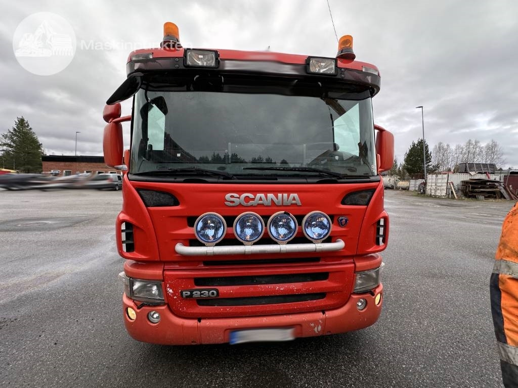 Scania P 230 LB - Concrete mixer truck: picture 4 Scania P 230 LB - Concrete mixer truck: picture 4