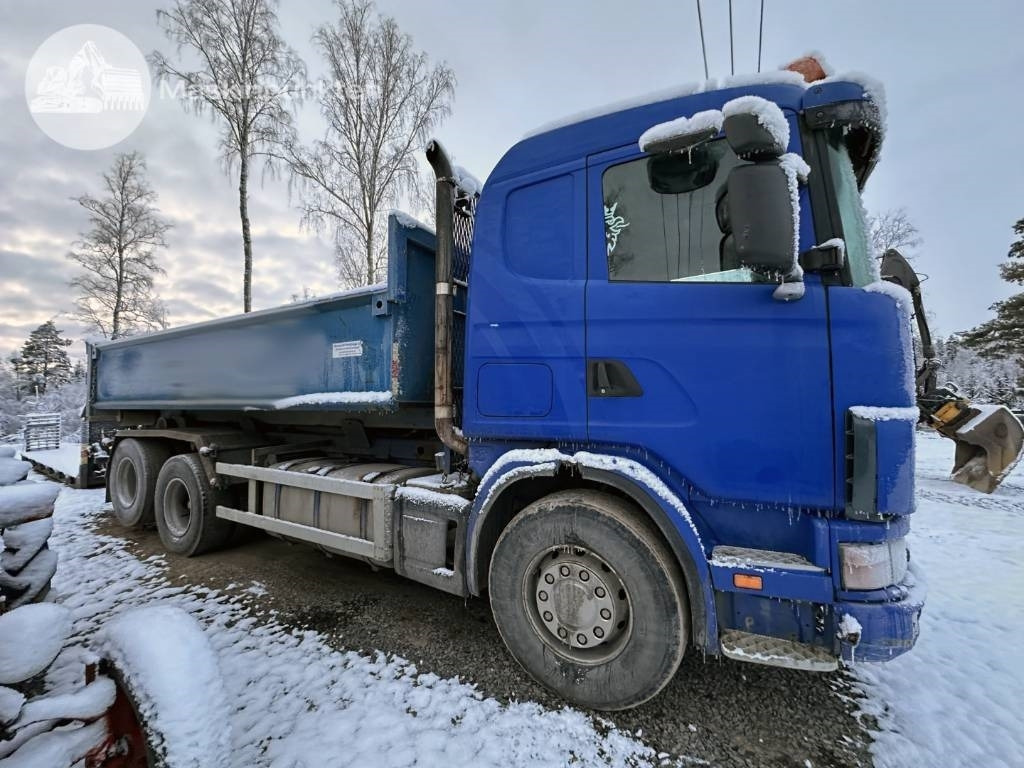Scania R 124 GB 470 - Hook lift truck: picture 1 Scania R 124 GB 470 - Hook lift truck: picture 1