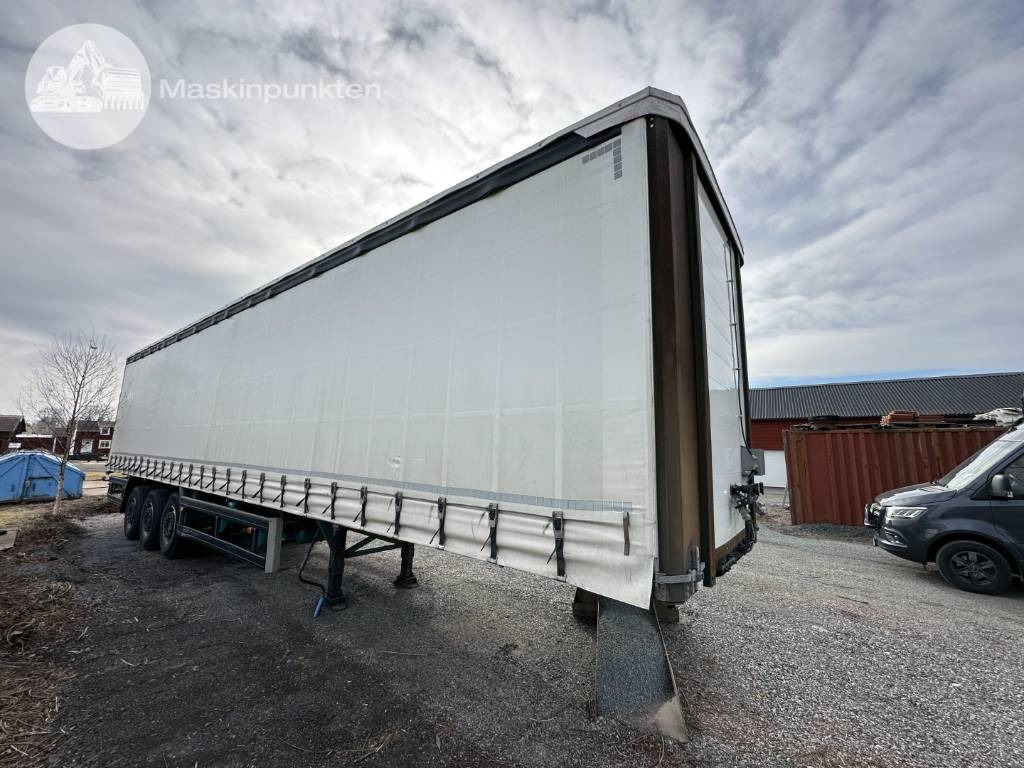 Scania ST 37 - Curtainsider semi-trailer: picture 1 Scania ST 37 - Curtainsider semi-trailer: picture 1