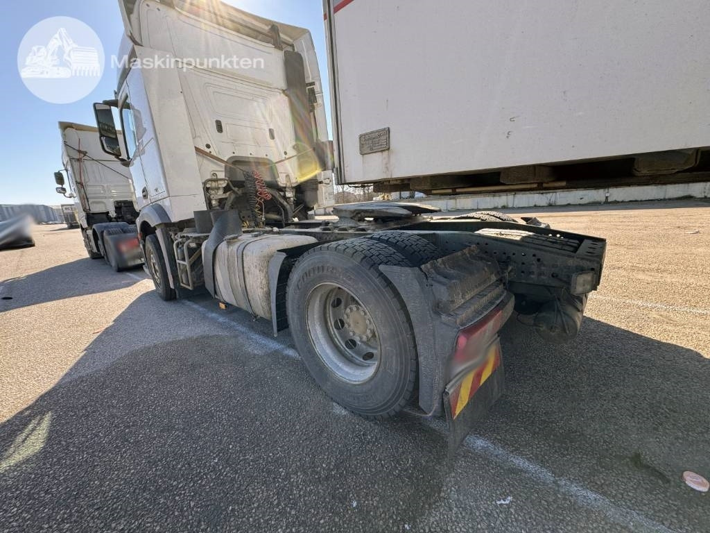 Mercedes-Benz Actros 1843 - Tractor unit: picture 5 Mercedes-Benz Actros 1843 - Tractor unit: picture 5