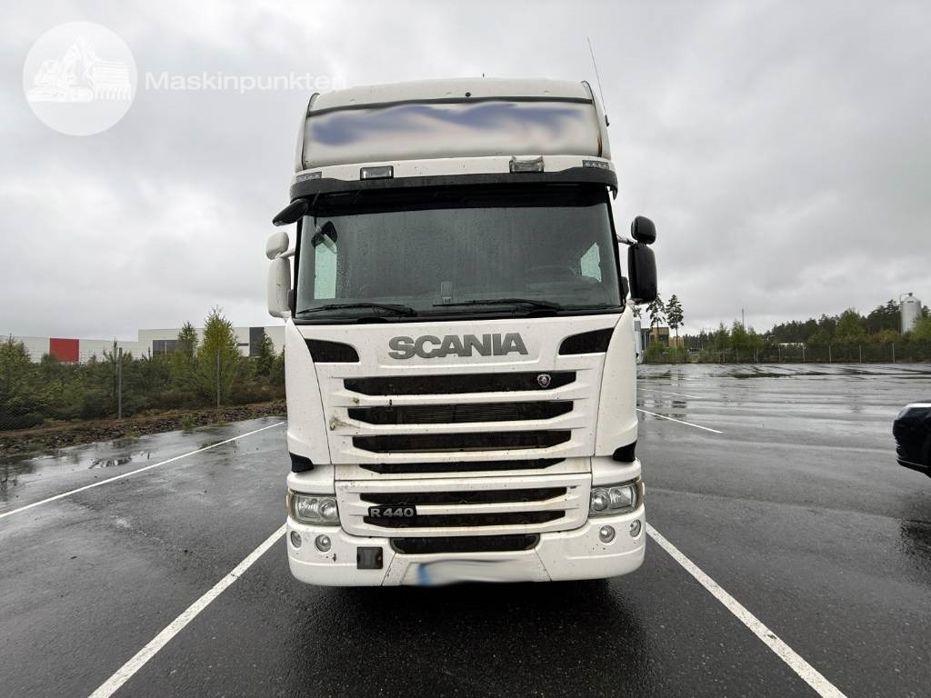 Scania R 440 LA - Tractor unit: picture 3 Scania R 440 LA - Tractor unit: picture 3