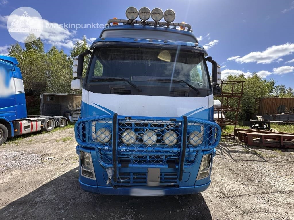 Volvo FH 12 460 - Tractor unit: picture 2 Volvo FH 12 460 - Tractor unit: picture 2