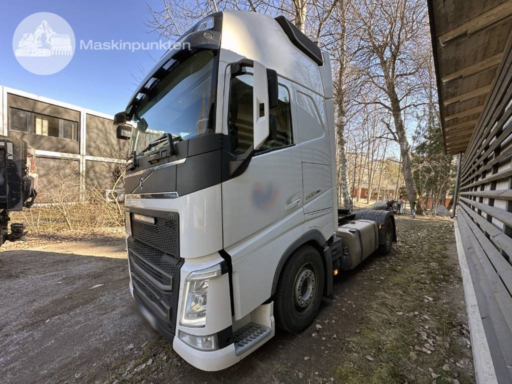Volvo FH 500 - Tractor unit: picture 1 Volvo FH 500 - Tractor unit: picture 1