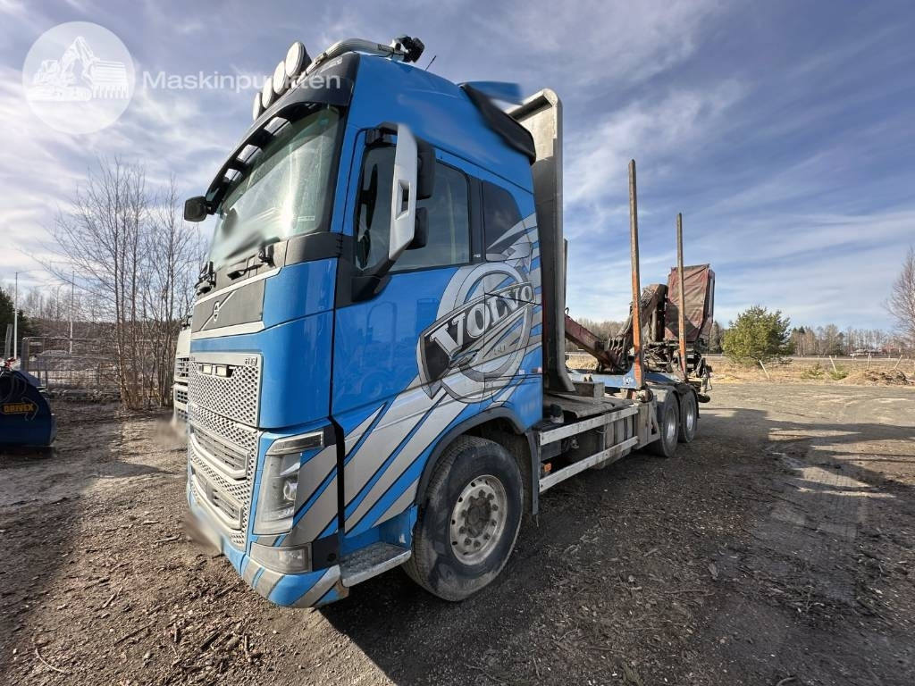 Volvo FH 16 750 - Timber truck: picture 2 Volvo FH 16 750 - Timber truck: picture 2