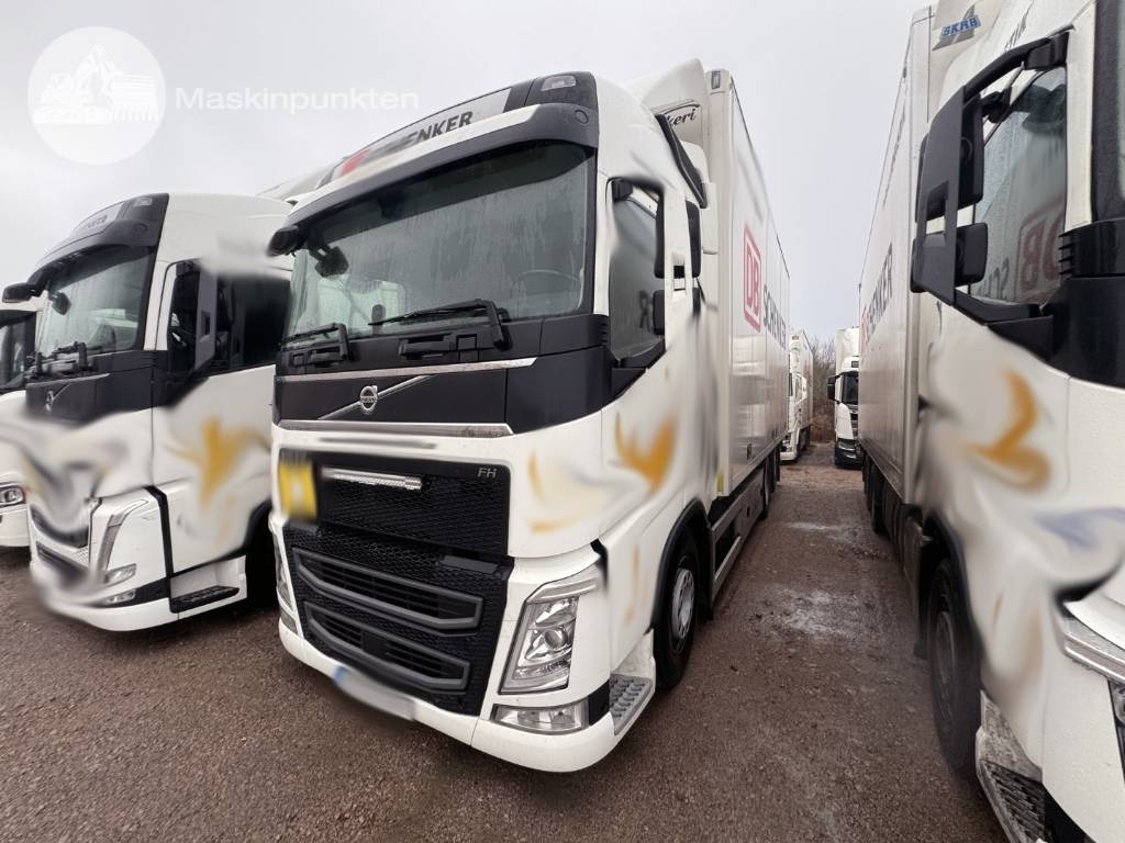 Volvo FH 500 - Box truck: picture 1 Volvo FH 500 - Box truck: picture 1