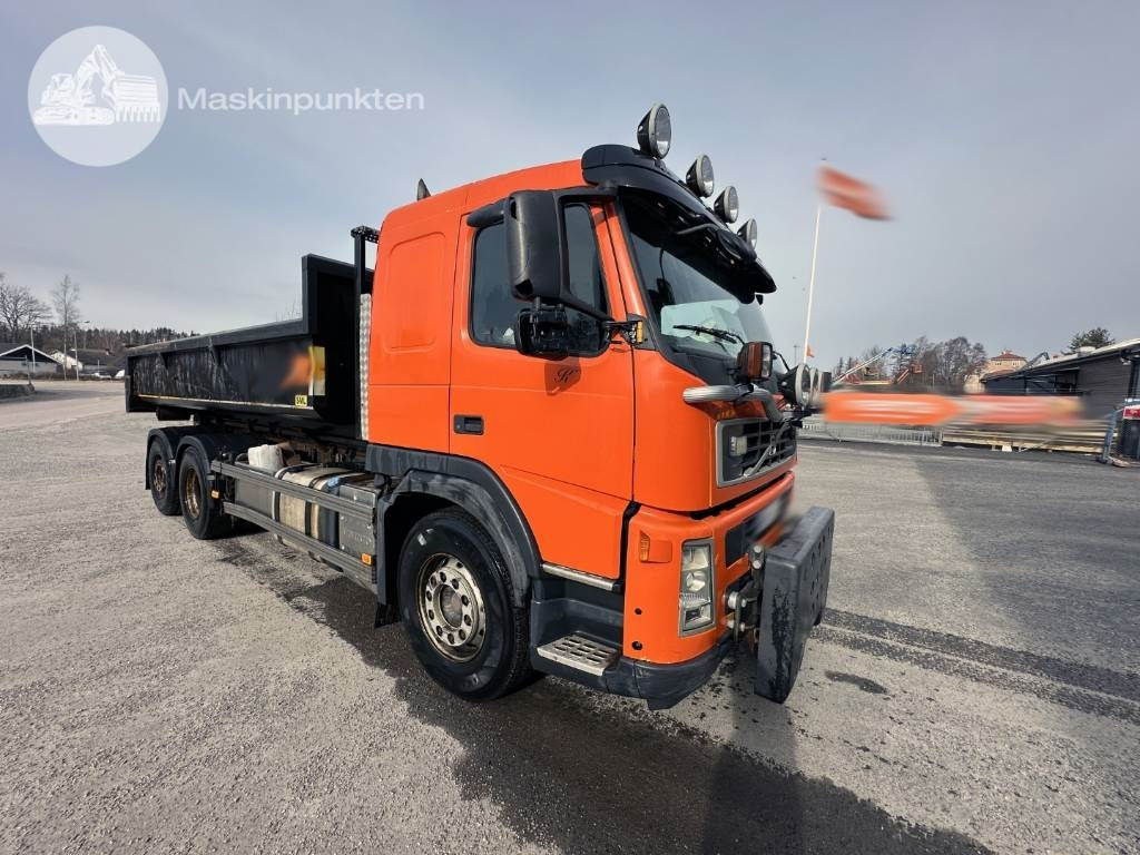 Volvo FM 380 - Hook lift truck: picture 3 Volvo FM 380 - Hook lift truck: picture 3