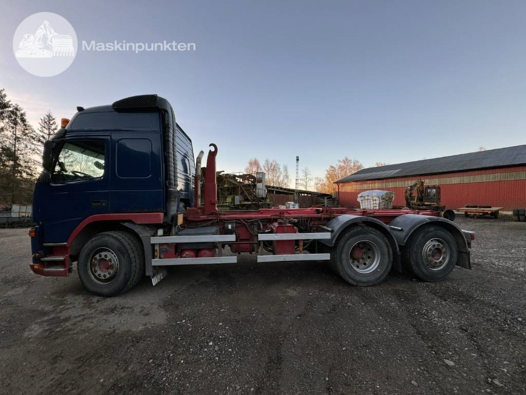 Volvo FM 440 - Hook lift truck: picture 2 Volvo FM 440 - Hook lift truck: picture 2