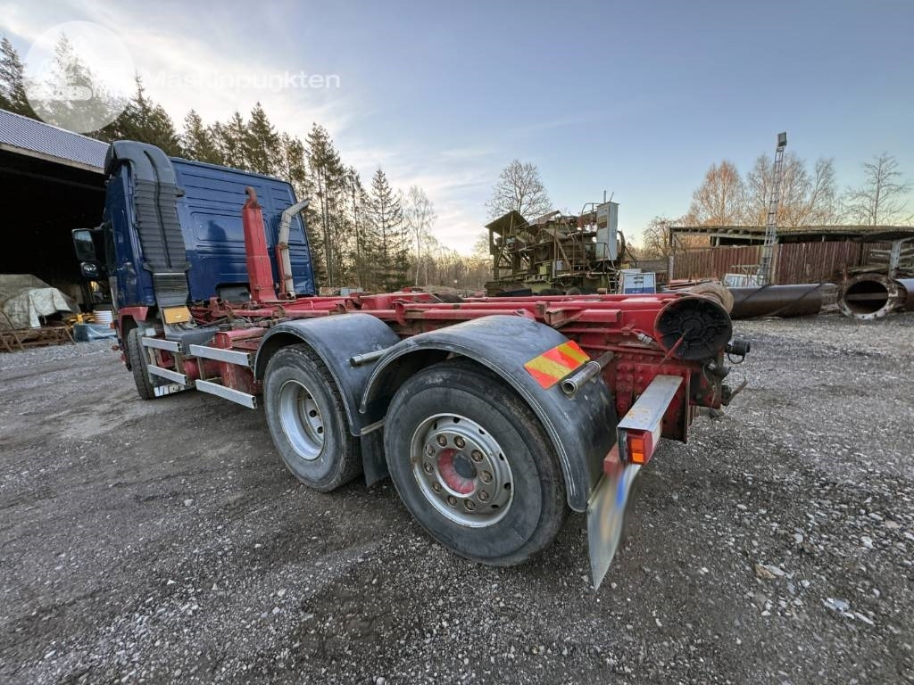 Volvo FM 440 - Hook lift truck: picture 3 Volvo FM 440 - Hook lift truck: picture 3